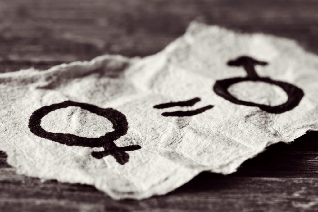 Duración: 20 horas pedagógicas.
Modalidad: Sincrónica (clases on line vía Zoom Educacional); Asincrónicas (clases grabadas en Zoom Educacional).
Dirigido a: Funcionarios Públicos de Planta y a Contrata, Contratados a Honorarios, y Dirigentes Gremiales. También a trabajadores del Sector Privado que a modo de prestación de servicios interactúan con la Administración Pública.